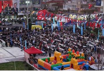 Başkan Çerçioğlu İncirliova'da İftar Sofrasında Vatandaşlar İle Bir Araya Geldi