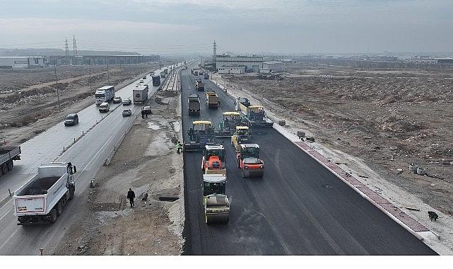 Konya Büyükşehir Tramvay Hattı Çalışmaları Devam Eden Aslım Caddesi'nde Yoğun Asfaltlama Çalışması Yapıyor