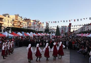 Başkan Vekili Büşra Özdemir Noel Baba Festivali'ne katıldı