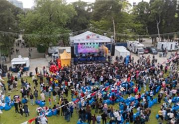 23 Nisan coşkusu İzmir'i sardı