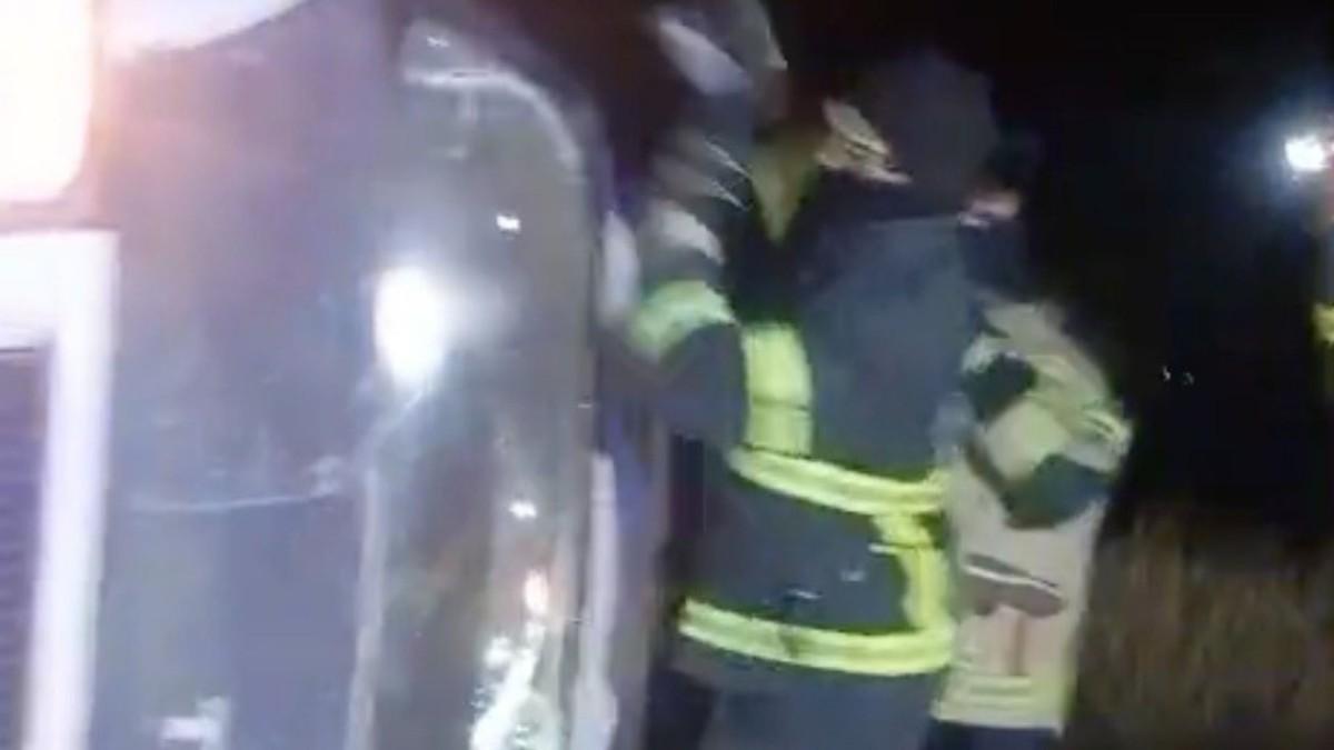 Adıyaman’da minibüs şarampole devrildi: 4 yaralı