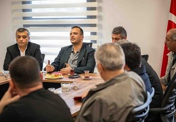 Başkan Ömer Eşki muhtarlarla buluştu: “Bornova'yı birlikte yönetiyoruz"