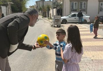 Ak Yol Derneğii 23 Nisan' da çocuklarla bir araya geldi
