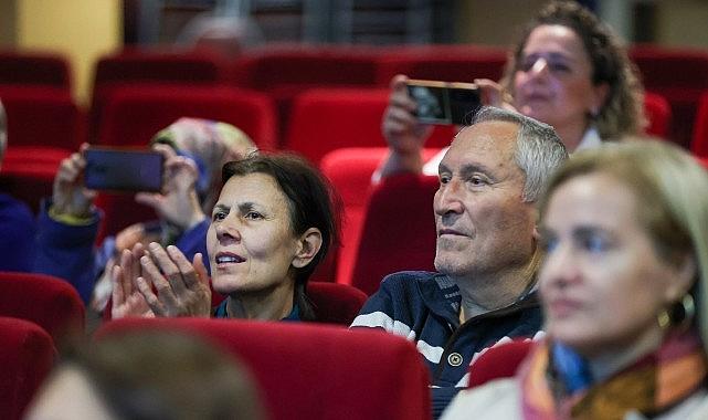 Buca'da notalar farkındalık için yükseldi