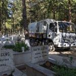 İzmir'e 2,5 milyon metrekare yeni mezarlık alanı