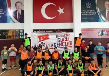 Adıyaman’da 19 Mayıs coşkusu hentbol müsabakalarıyla yaşandı