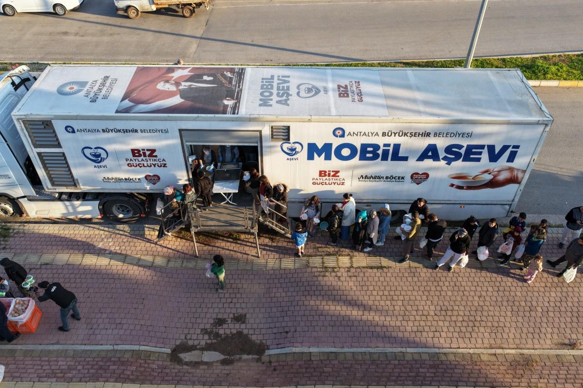 Büyükşehir’in İftar Geleneği Bu Yıl da Devam Ediyor