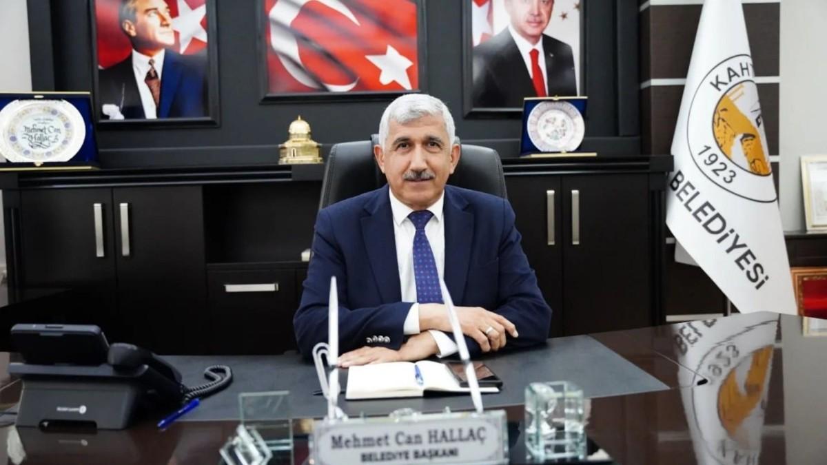 Kahta Belediye Başkanı Hallaç’tan 23 Nisan mesajı
