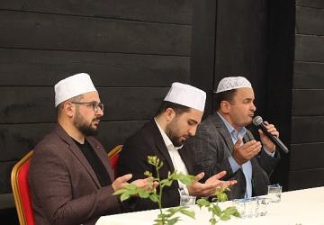 Kandıra Baba Tepesi'nde Akçakoca Bey Dualarla Anıldı