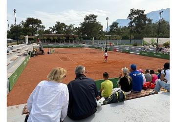 Geleceğin tenisçileri Kemer'de buluştu