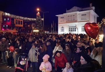 Yeni Yıl ve Aralık Pazarı Mudanya'da Kapılarını Açtı!
