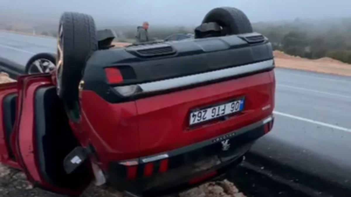 Gölbaşı’nda yağışlı yolda trafik kazası: 2 yaralı - Videolu Haber