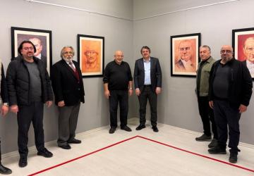 Gaziantep’te Atatürk sergisi: Etem Çalışkan’ın portreleri sanatseverlerle buluştu