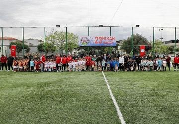 Menderes'te Minik Kramponlar Sahaya Çıktı