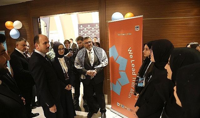 Başkan Altay “Uluslararası Şehirler ve Hükümetler Birliği Konferansı"nda Lise Öğrencileriyle Buluştu