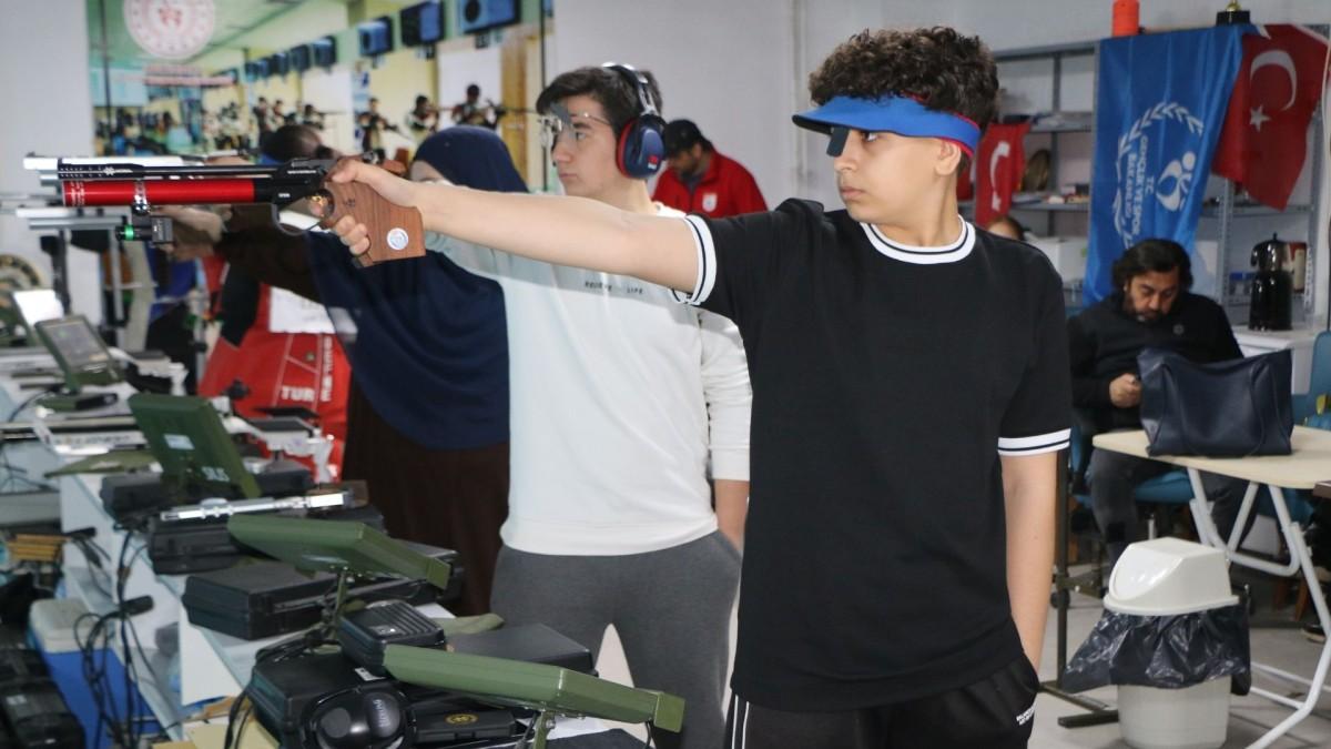 Mehmet Ali Kaya, deprem acısını Avrupa Şampiyonluğu ile taçlandırdı - Videolu Haber