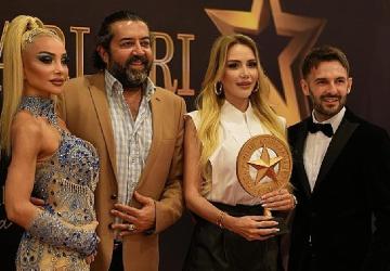 Enes Furkan Bilgiçli imzasıyla Yılın Starları Ödülleri sahiplerine kavuştu