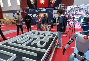 Canik'te Nefesleri Kesen Yarışma: CANİKMAN Gençlerle Buluştu