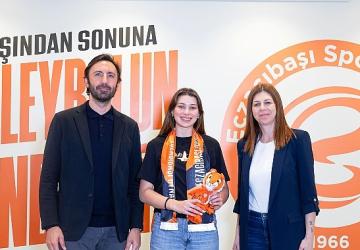 Eczacıbaşı Dynavit, Selin Adalı'yı duyurdu