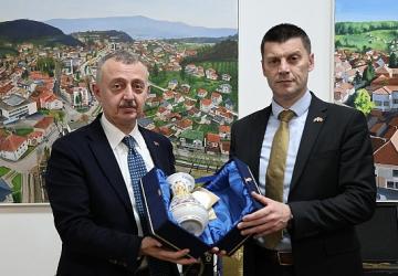 Başkan Büyükakın da soydaşlarla iftar açtı