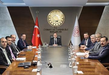 Konya Heyeti Sanayi ve Teknoloji Bakanı Mehmet Fatih Kacır'ı Ziyaret Etti