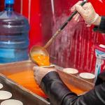 Karşıyaka Belediyesi'nden 30 bin kişiye sıcak çorba ikramı