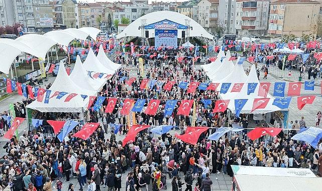 Küçükçekmece'de 23 Nisan, Gün Boyu Süren Etkinliklerle Kutlandı