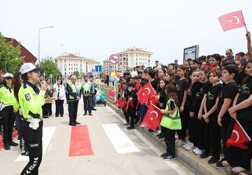 Kızılcıklı Mahallesi'nde Trafik Eğitim Sokağı açıldı