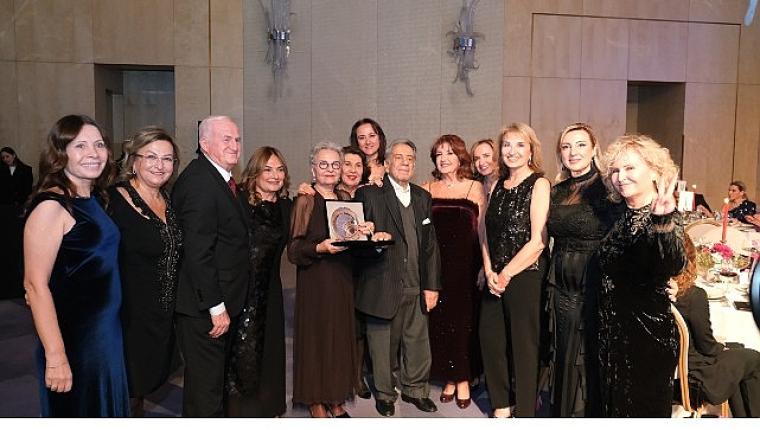 Koruncuk Vakfı Dostları, Yıl Sonu Yemeği'nde bir araya geldi