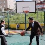 Bağcılar Belediyesi, ilçeyi spor sahalarıyla donatıyor