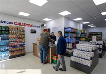 İZMAR'ın 15'inci mağazası Gültepe'de açıldı