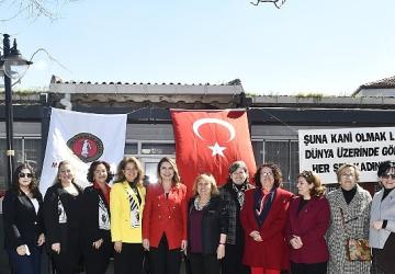 8 Mart Dünya Kadınlar Günü'nde Emekçi Kadınlarımızın Yanındayız