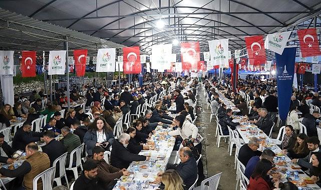 Bayındır'da İftar Bereketi: Gönül Sofrasında Birlik ve Beraberlik Mesajı