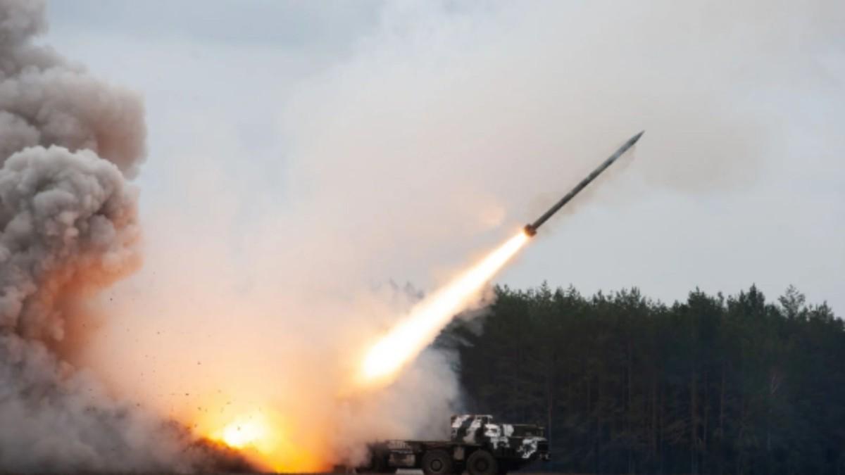 İran-ABD-İsrail gerilimi tırmanıyor: Tel Aviv füzelerle vuruldu