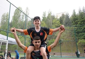 Genç Kramponların Şampiyonluk Mücadelesi
