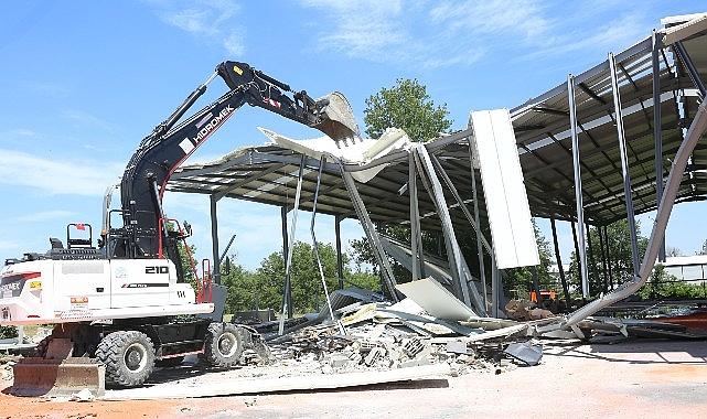Nilüfer'de iki mahallede yıkım
