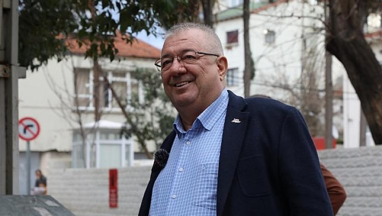 Başkan Ertaş sahaya indi; Edremit'te yol atağı