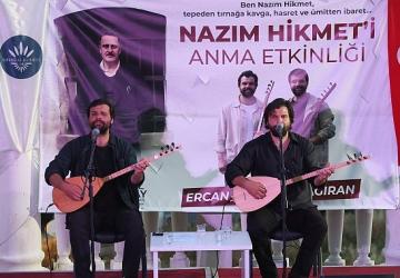 Nazım Hikmet'in Dizeleri Karabağlar' da Yankılandı