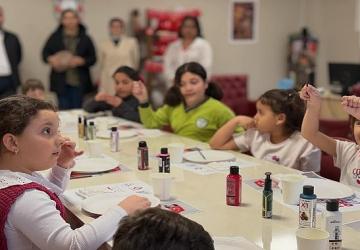 Gölcük'te Bayram Neşesi Anıtpark'tan Taştı