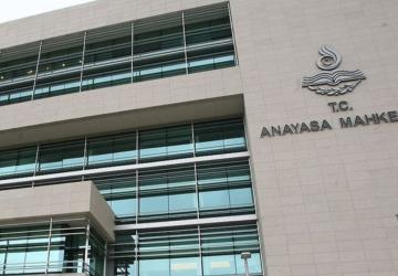 AYM’den süresiz nafaka kararı: Düzenleme iptal edildi