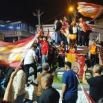 Adıyaman Heykel Meydanı’nda sarı-kırmızılı kutlama - Videolu Haber
