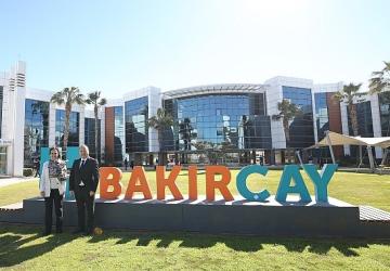 İzmir Bakırçay Üniversitesi ile Karşıyaka Belediyesi Arasında Bilim Merkezi İş Birliği Protokolü İmzalandı