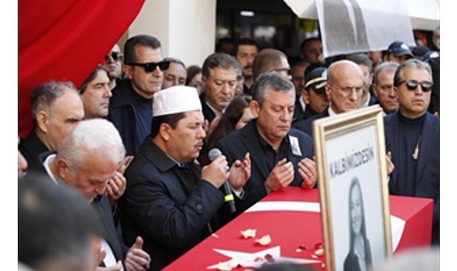 Manisa'nın ilk kadın belediye başkanı Gülşah Durbay son yolculuğuna uğurlanıyor