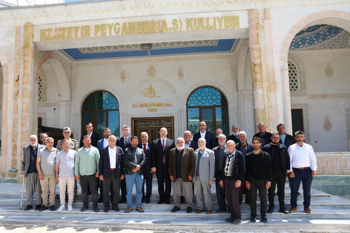 Vali Abdullah Küçük Hz. Üzeyir Peygamber külliyesini ziyaret etti