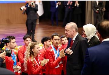 Bağcılar Belediyesi Engelliler Sarayı kursiyerleri Türkiye Buluşması'na katıldı