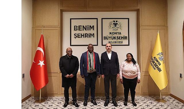 Güney Afrika Yerel Yönetimler Birliği Başkanı Stofile, Başkan Altay'ı Ziyaret Etti