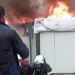 Adıyaman Kapcami Mahallesi’ndeki konteynerlerde yangın - Videolu Haber