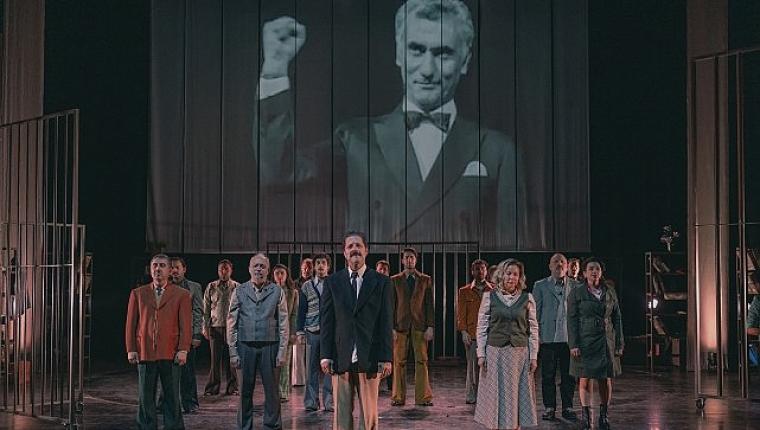 BBT'de Büyük Değişim: Tarık Akan'ın Onurlu Direnişi Sahnede!