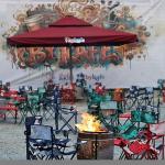 Bayrampaşa'da By Kafe açıldı: İbrahim Akın gençleri ateş başında sohbete davet etti