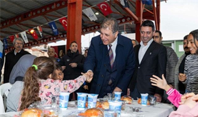 Bayraklı'da gönüller aynı sofrada buluştu